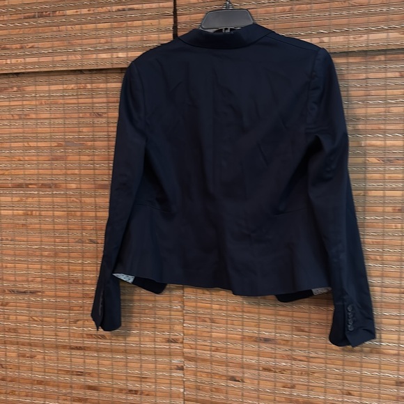 Jacket
24 in arm length
21.5
Dry cleaned
No stains, no rips or tears
6 x31 - Picture 2 of 8